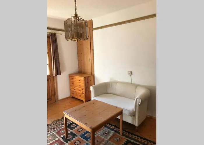 Momo キッツビュール